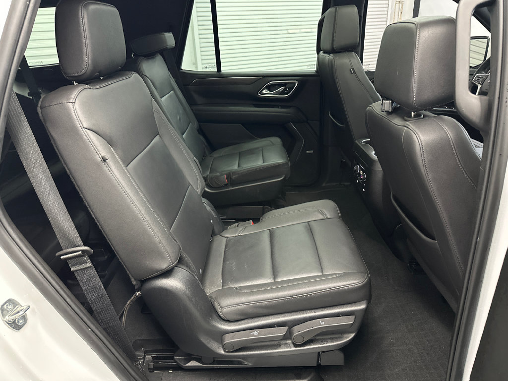 Used 2023 Chevrolet Tahoe LT w/ LT Signature Package AWD/4WD image 16