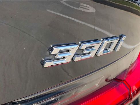Certified 2025 BMW 330i Sedan image 9