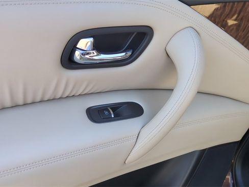 Used 2017 Nissan Armada SL image 14