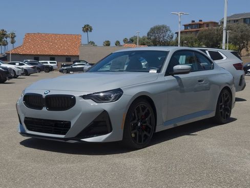 New 2026 BMW 230i Coupe w/ Premium Package RWD image 2