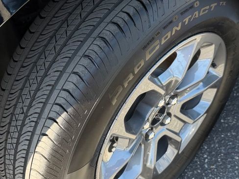 Certified 2025 Ford Maverick XLT FWD image 12
