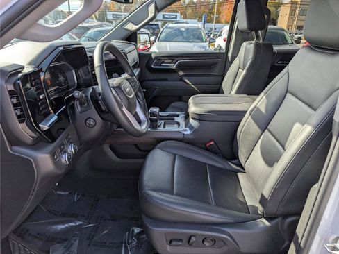 Used 2024 GMC Sierra 1500 SLT w/ SLT Premium Plus Package image 18