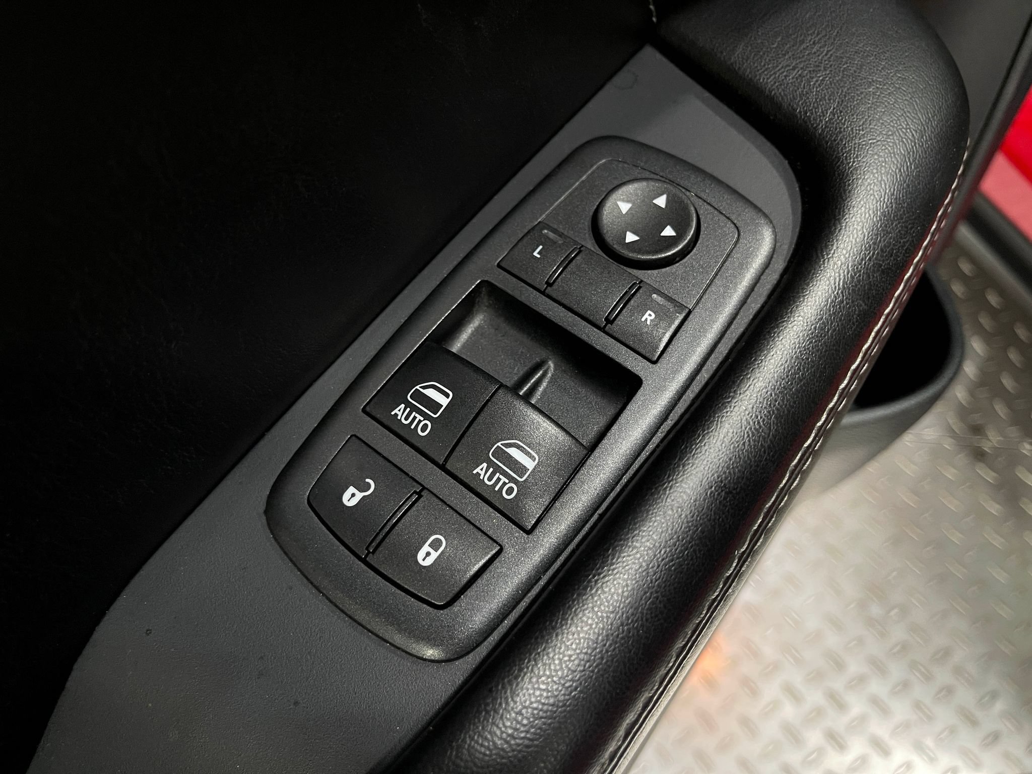 Used 2016 Dodge Challenger R/T Scat Pack RWD image 14