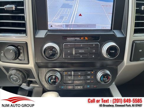 Used 2019 Ford F150 Lariat w/ Equipment Group 502A Luxury AWD/4WD image 27