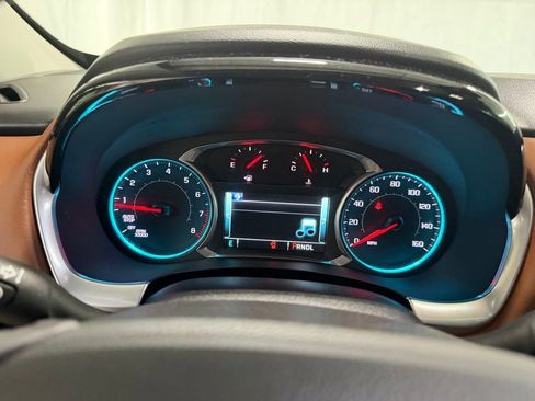 Used 2019 Chevrolet Traverse High Country AWD/4WD image 16