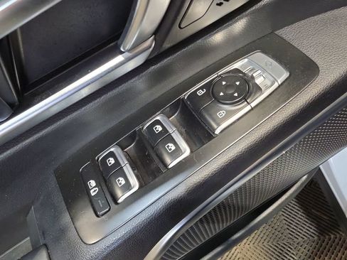Used 2021 Kia Telluride SX w/ Towing Package FWD image 15
