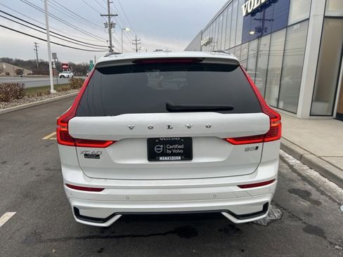 Certified 2025 Volvo XC60 B5 Plus image 4