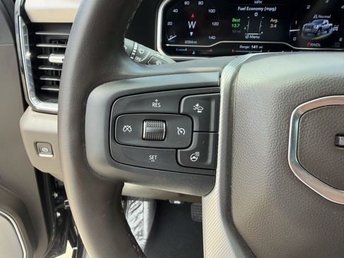 Used 2024 GMC Sierra 3500 Denali AWD/4WD image 30