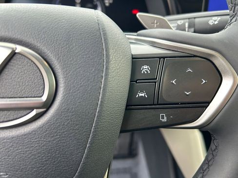 Used 2023 Lexus RZ 450e Premium w/ Technology Package image 18