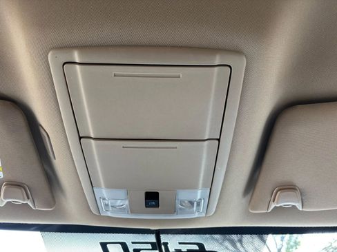 Used 2010 Ford F150 Lariat RWD image 26