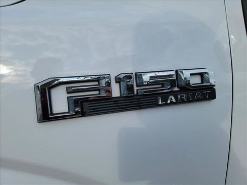 Used 2020 Ford F150 Lariat RWD image 9