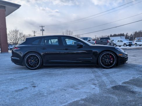 Used 2022 Porsche Panamera 4S image 13