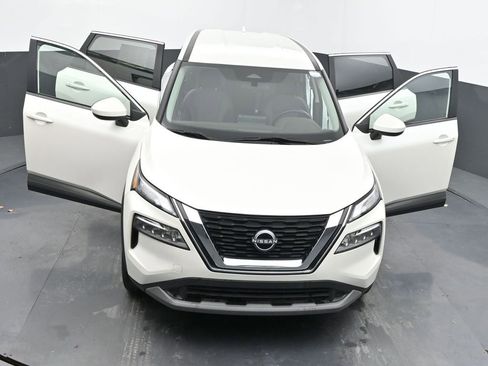 Used 2023 Nissan Rogue SV image 62