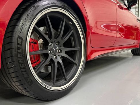 Used 2019 Mercedes-Benz AMG GT 63 image 8