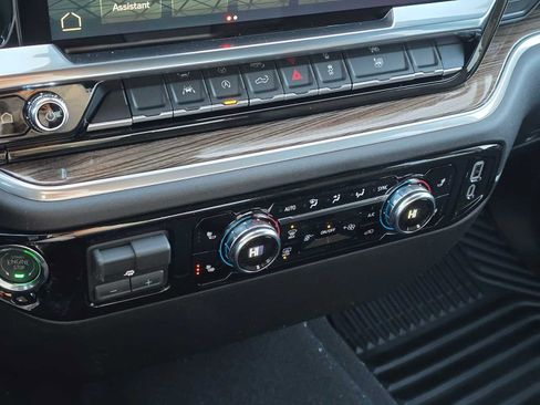 New 2026 GMC Sierra 1500 Elevation image 27