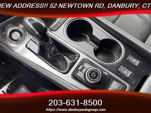 Used 2017 Nissan Maxima 3.5 SV w/ Interior Lighting Package FWD image 23