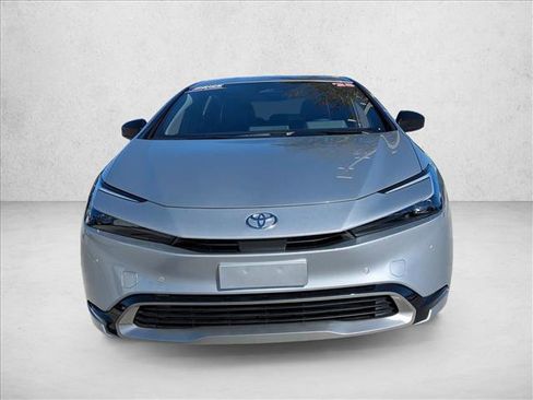 Certified 2025 Toyota Prius Plug-In Hybrid image 2