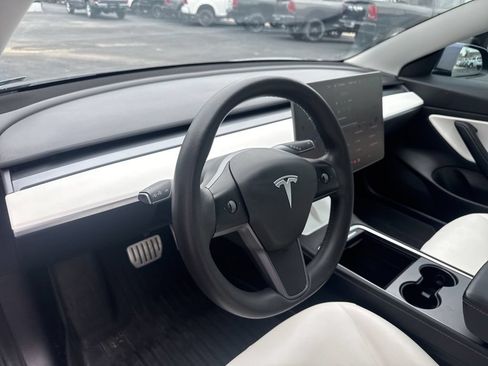 Used 2021 Tesla Model 3 Performance AWD/4WD image 13