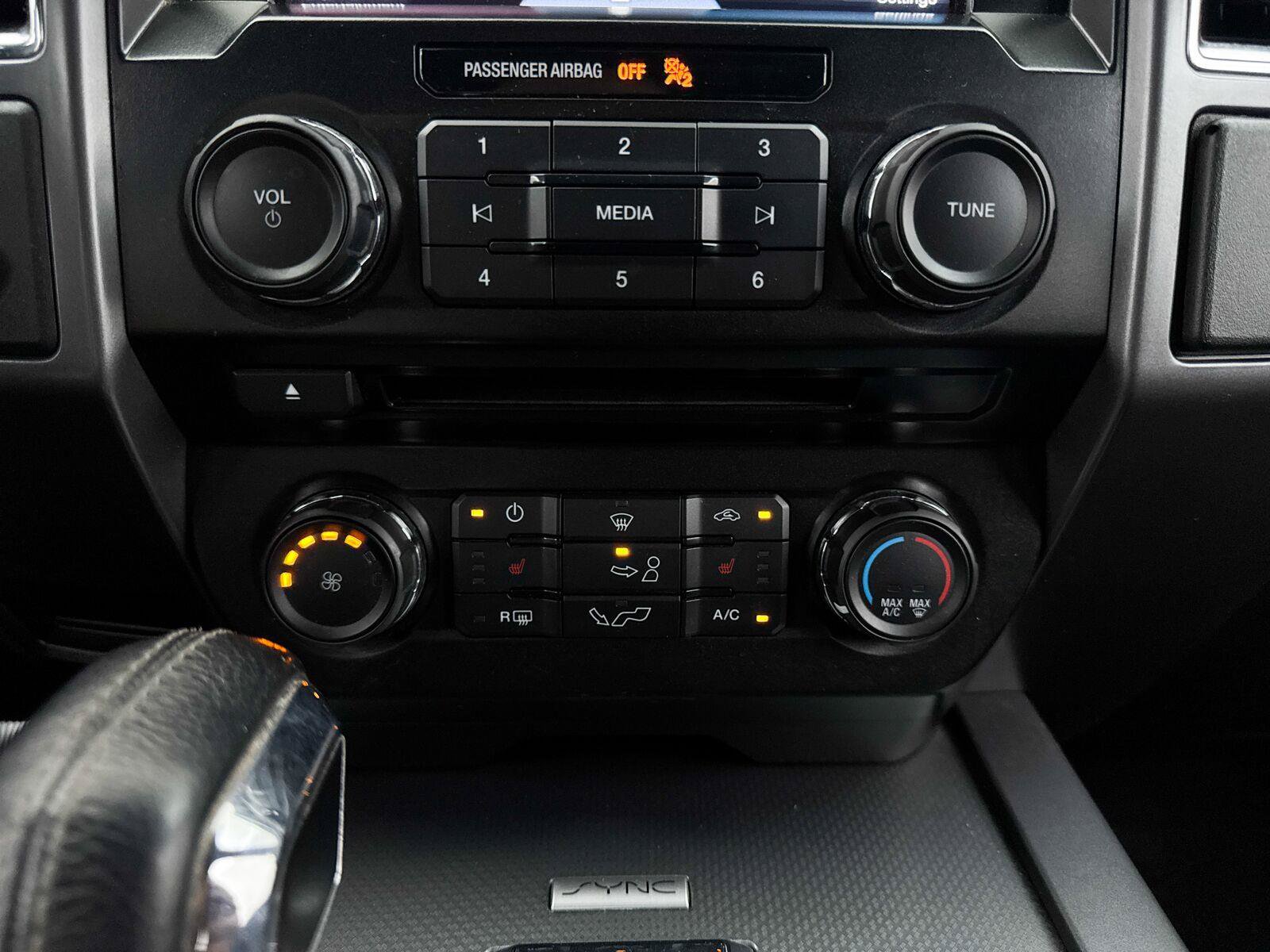 Used 2015 Ford F150 XLT w/ Equipment Group 302A Luxury RWD image 16
