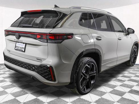 New 2026 Volkswagen Tiguan SEL R-Line image 12