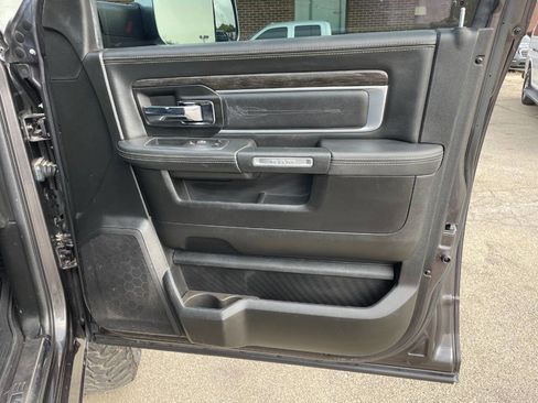 Used 2018 RAM 3500 Laramie Longhorn image 30