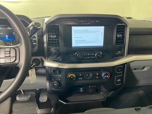 Used 2022 Ford F150 XLT w/ Trailer Tow Package AWD/4WD image 18
