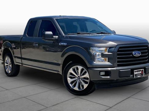 Used 2017 Ford F150 XL w/ Equipment Group 101A Mid RWD image 3