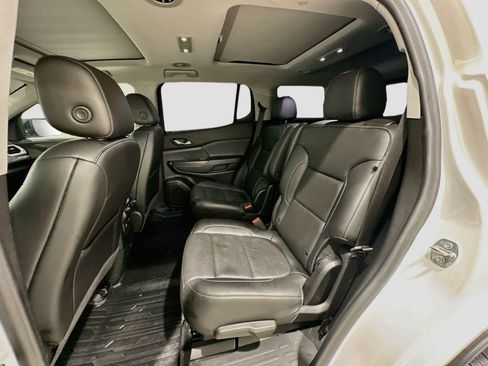 Certified 2022 GMC Acadia SLT w/ Elevation Edition FWD image 24