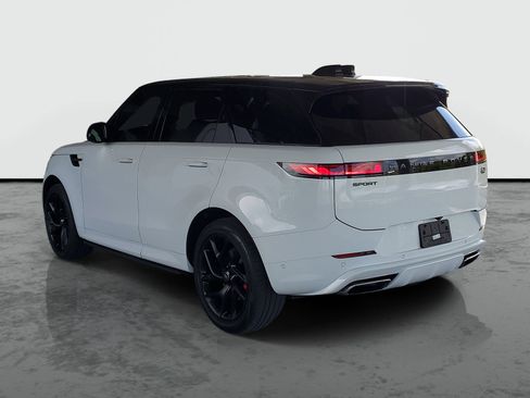 Used 2023 Land Rover Range Rover Sport SE Dynamic AWD/4WD image 3