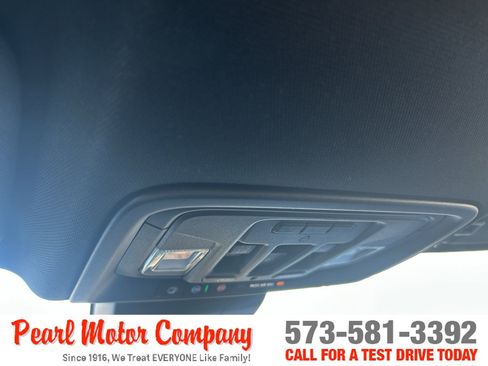 Used 2024 Chevrolet Silverado 2500 High Country w/ High Country Premium Package AWD/4WD image 15