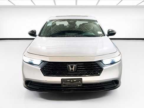 Used 2023 Honda Accord Sport image 2