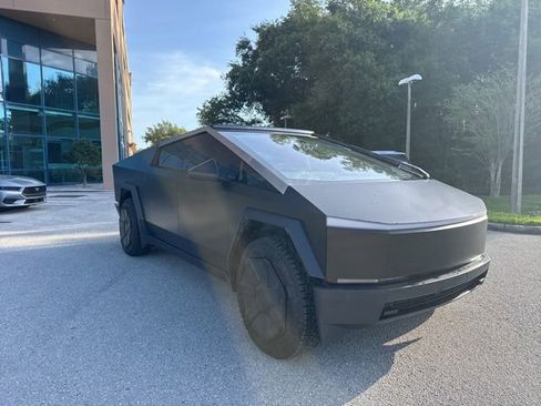 Used 2024 Tesla Cybertruck Cyberbeast AWD/4WD image 10