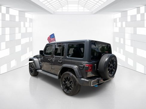 Used 2023 Jeep Wrangler Unlimited Sahara w/ Safety Group AWD/4WD image 5