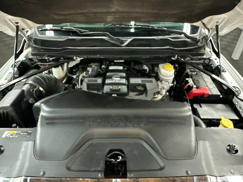 Used 2024 RAM 3500 Tradesman w/ Towing Technology Group AWD/4WD image 38