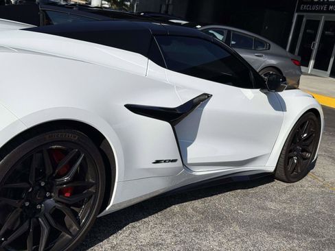 Used 2024 Chevrolet Corvette Z06 w/ Stealth Interior Trim Package image 17