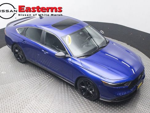 Used 2023 Honda Accord Sport image 3