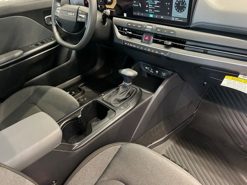New 2026 Kia K4 LXS image 11