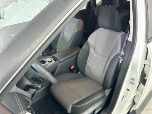 Used 2022 Nissan Rogue SV image 13