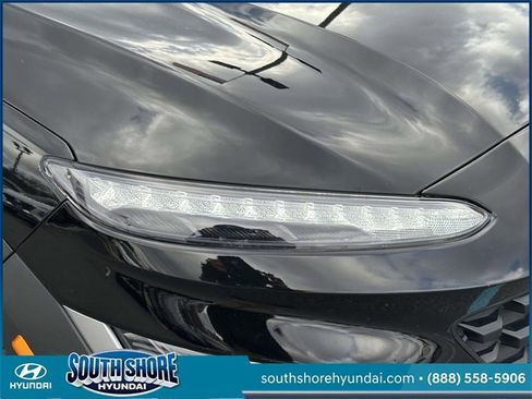 Certified 2023 Hyundai Kona SEL image 10