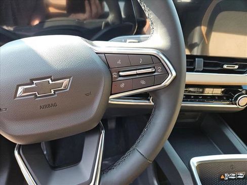 New 2026 Chevrolet Equinox ACTIV image 16