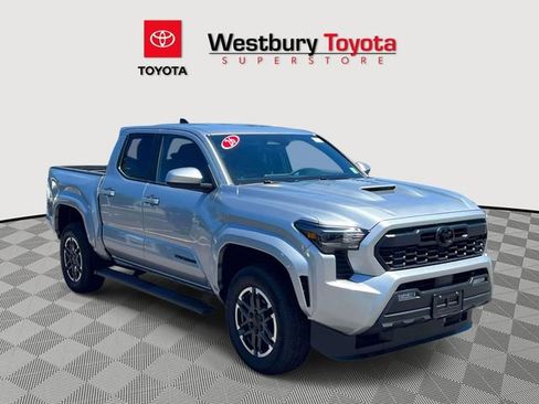 Certified 2026 Toyota Tacoma TRD Sport AWD/4WD image 1