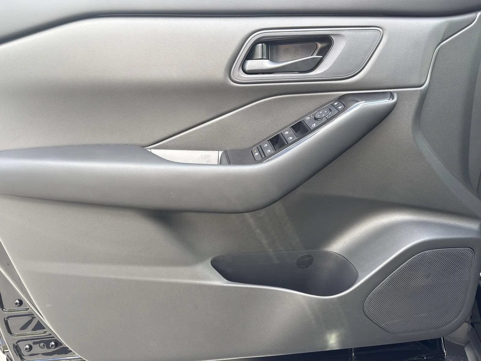 New 2026 Nissan Rogue S FWD image 20