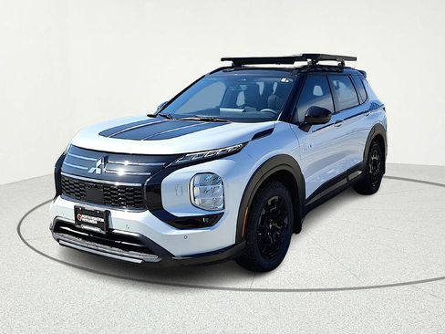 New 2026 Mitsubishi Outlander AWD image 1