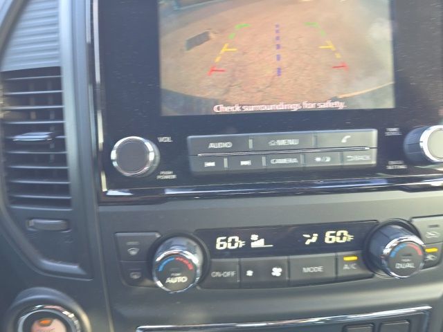 Used 2023 Nissan Titan SV w/ SV Convenience Package AWD/4WD image 17