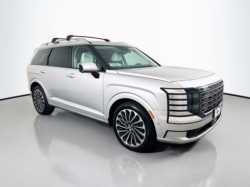 New 2026 Hyundai Palisade Calligraphy FWD image 3