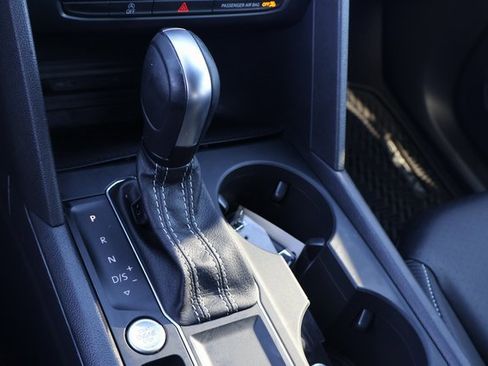 Certified 2023 Volkswagen Atlas Cross Sport SE image 26