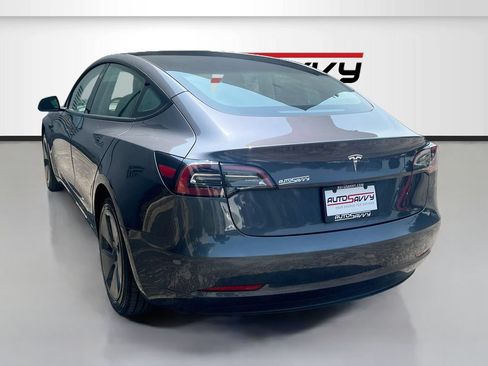 Used 2023 Tesla Model 3 Standard Range RWD image 5