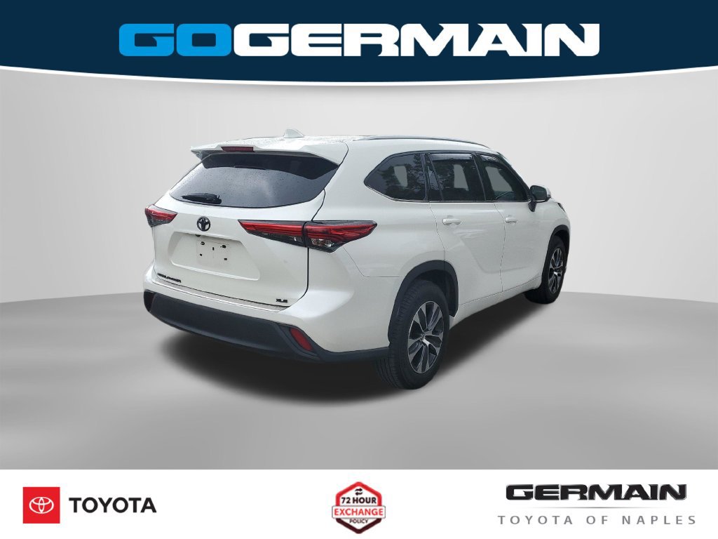 Used 2021 Toyota Highlander XLE FWD image 9