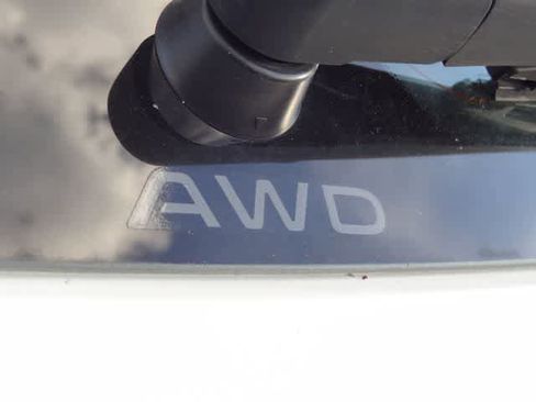 Used 2024 Honda HR-V LX image 26