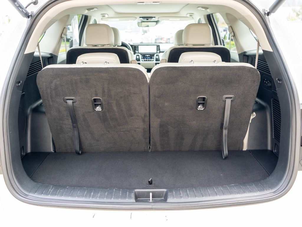 Certified 2023 Kia Sorento SX AWD/4WD image 32